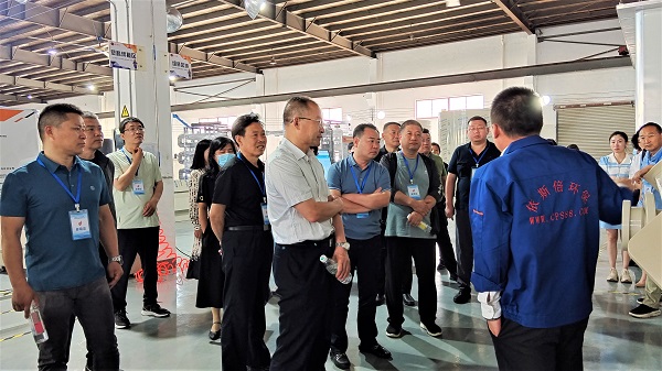 【学习先进技术，促进环保发展】石家庄市科技局领导考察苏州15vip太阳集团环保